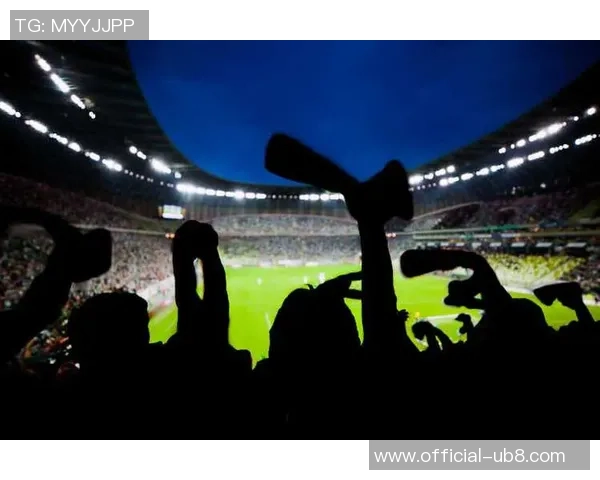 足球开场片带你领略激情四射的绿茵场景与球迷热情的完美结合